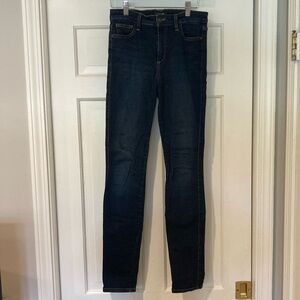 Joe’s Jeans size 28 high rise skinny. Perfect pair of dark stretchy jeans. EUC
